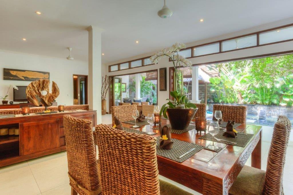 Villa Kipas Seminyak Exteriör bild